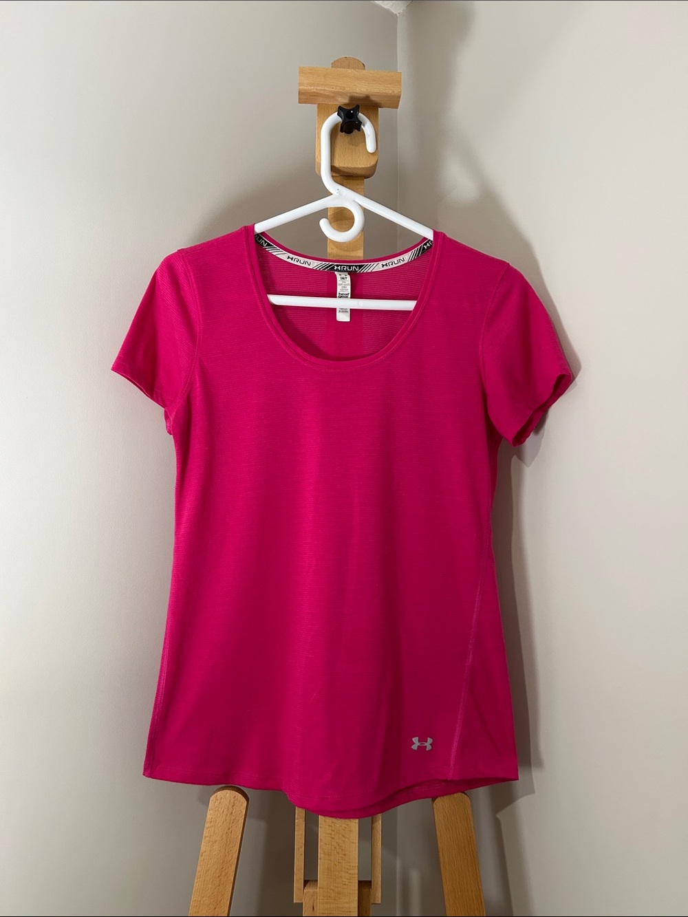 Under Armour | Short Sleeve Athletic Tee | Size S